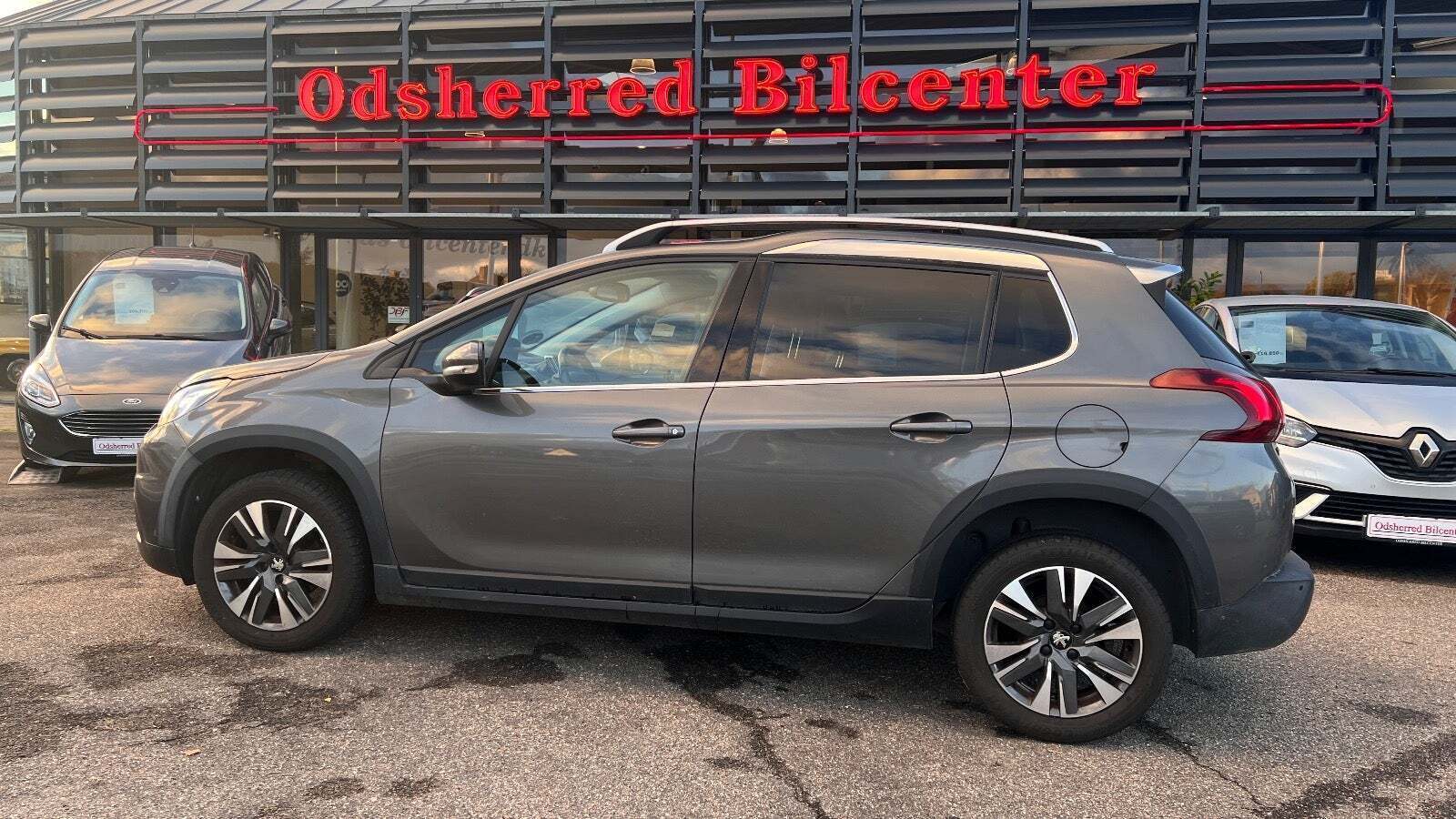 Peugeot 2008 1,6 BlueHDi 100 Allure