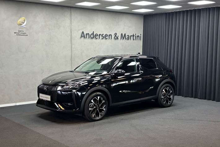 Sort DS DS3 Crossback fra 2023 set udefra