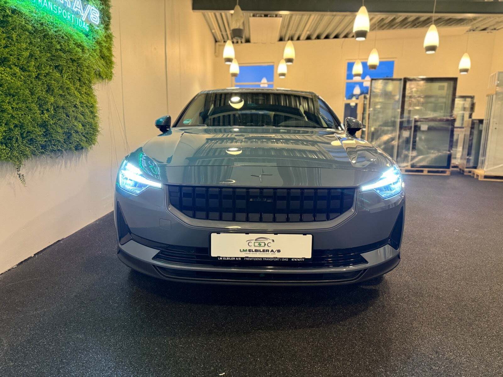 Sort Polestar 2 fra 2023