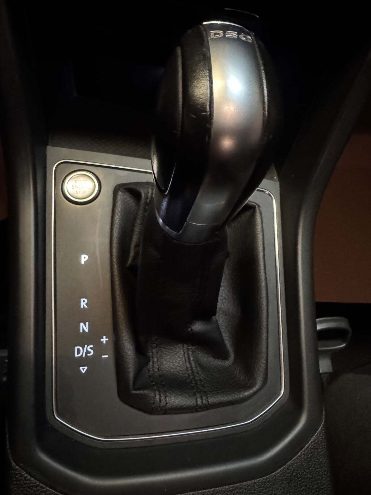 VW Touran 1,6 TDi 115 IQ.Drive DSG 7prs