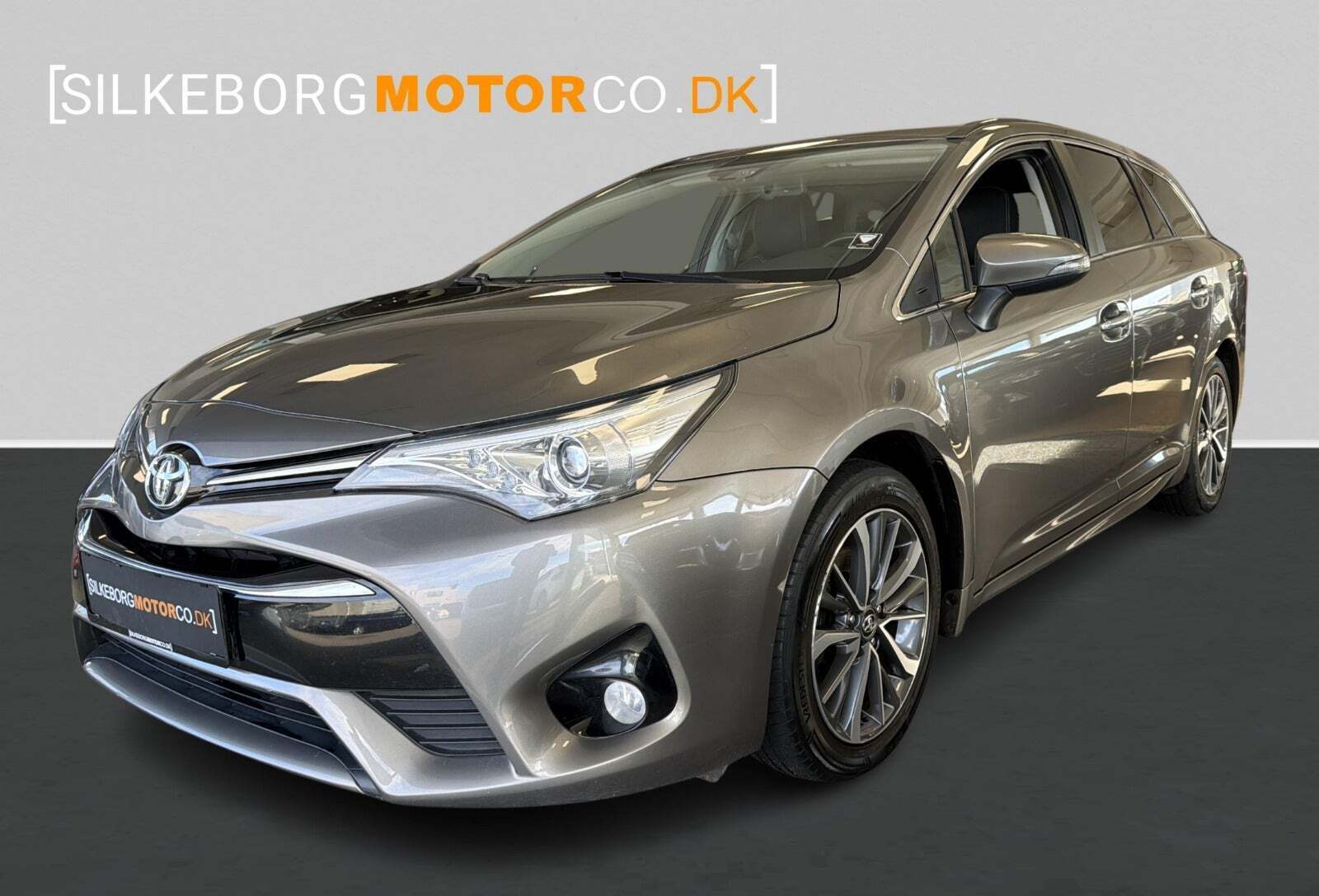 Toyota Avensis 1,8 VVT-i T2 Touring Sports