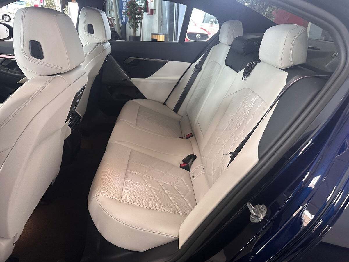 BMW i5 eDrive40 M-Sport Pro