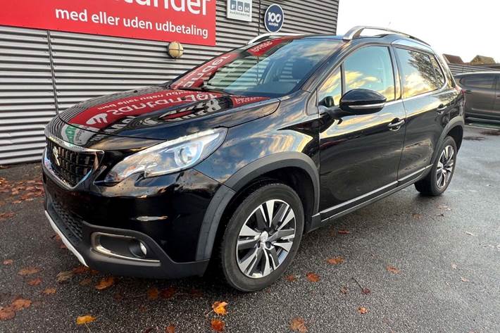 Sort Peugeot 2008 fra 2019