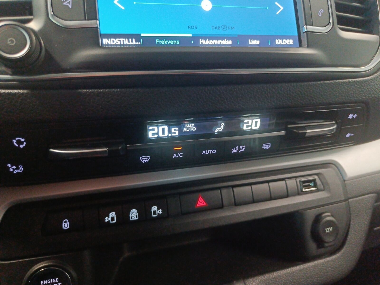 Sort Citroën ë-SpaceTourer fra 2021