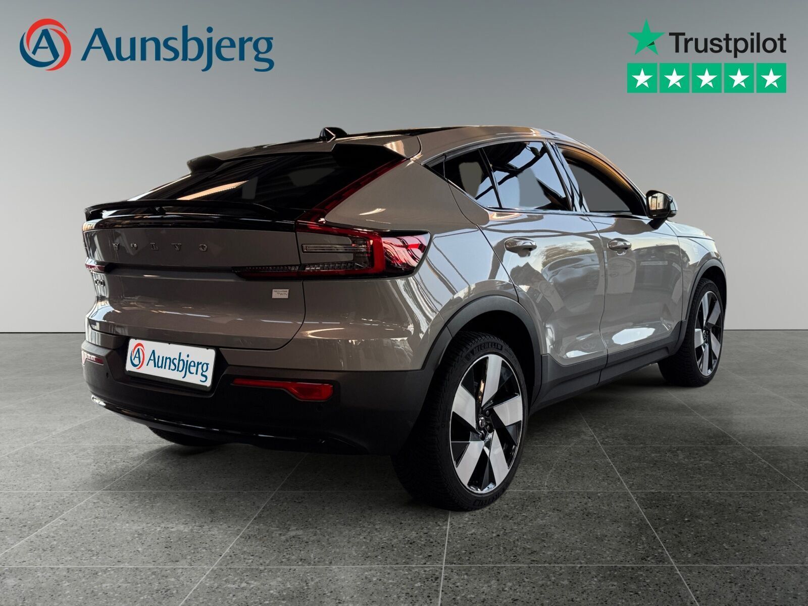 Volvo C40 P8 ReCharge Twin Plus