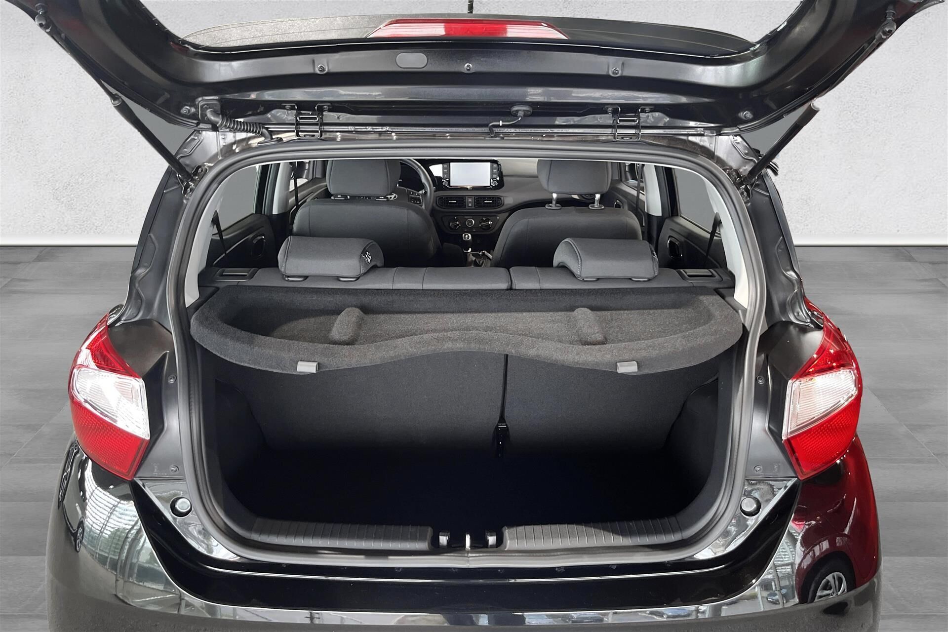 Sort Hyundai i10 fra 2024