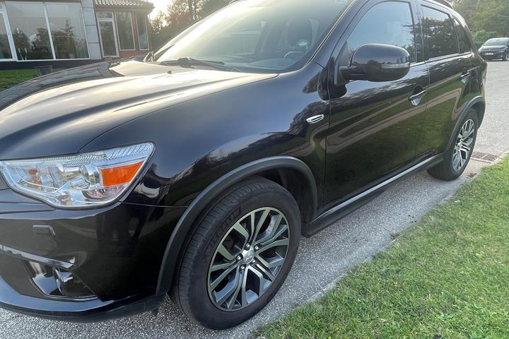 Sort Mitsubishi ASX fra 2017