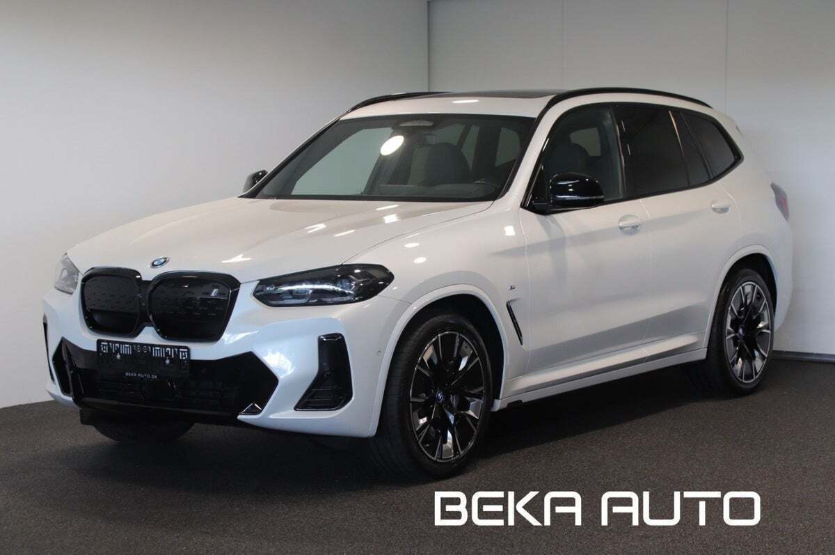 BMW iX3 Charged Plus M-Sport