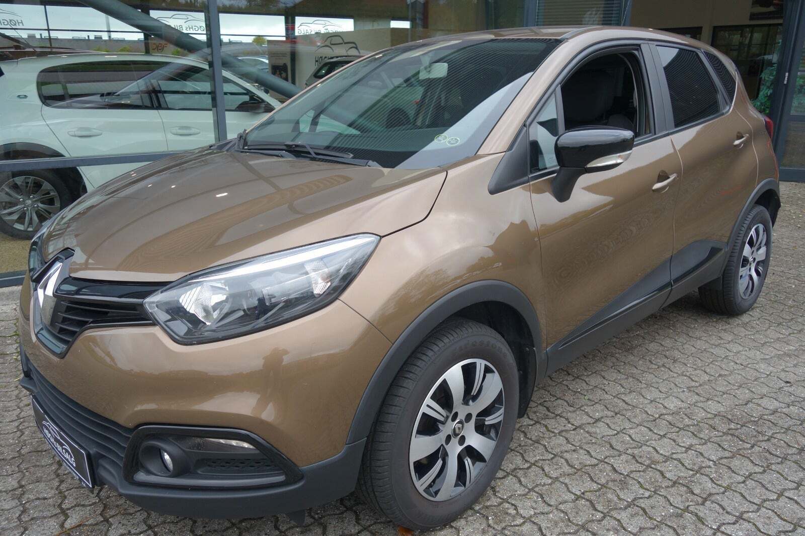 undefined Renault Captur fra 2017 set udefra