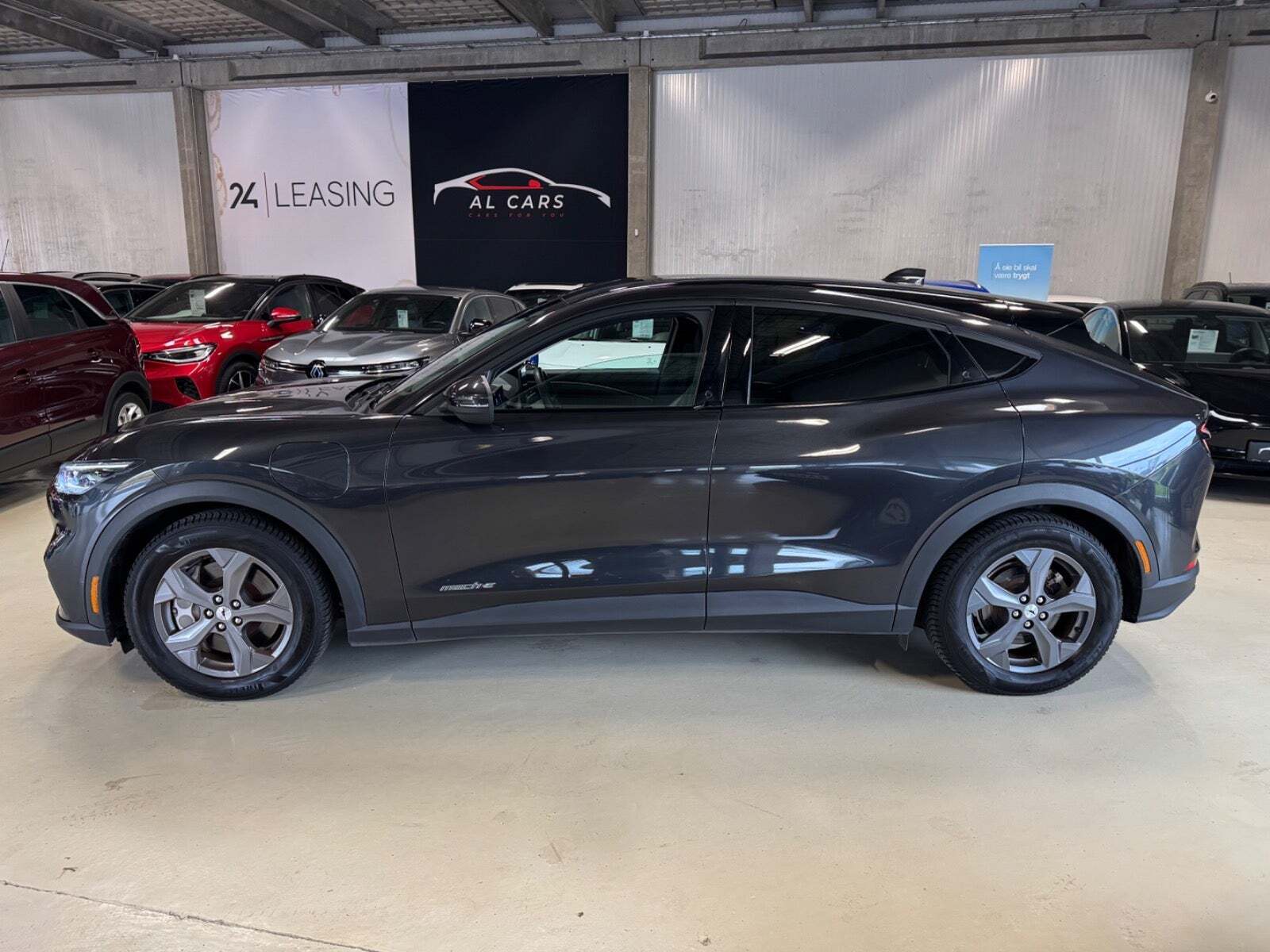 Ford Mustang Mach-E 75 Standard Range