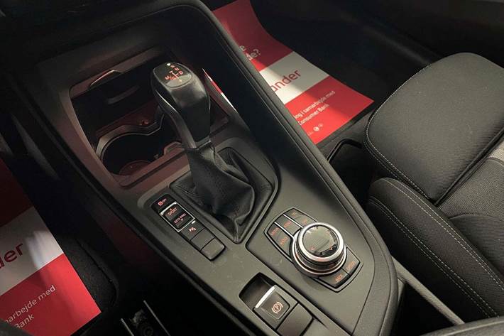Sort BMW X1 fra 2016