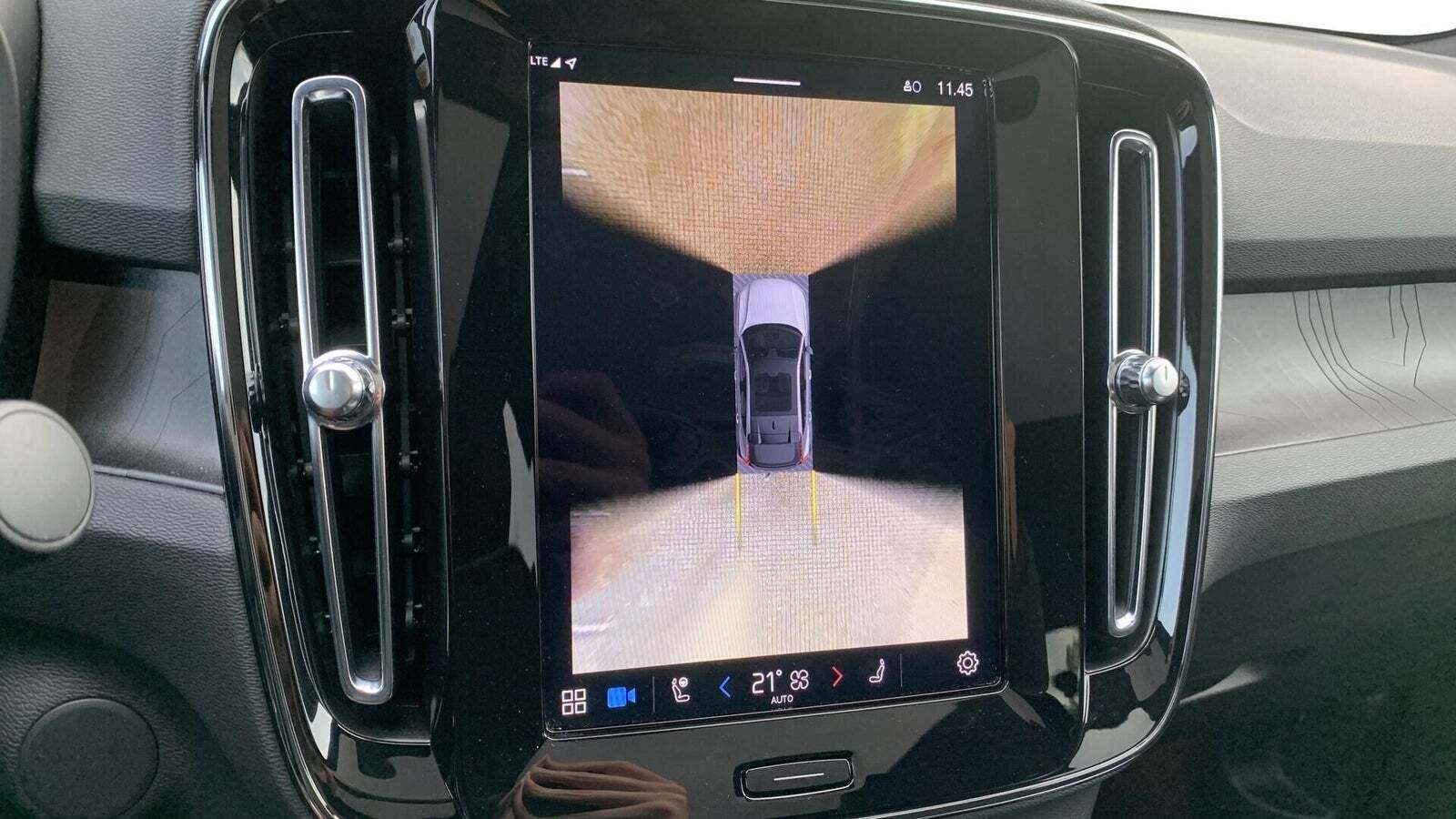 Blå Volvo C40 fra 2024