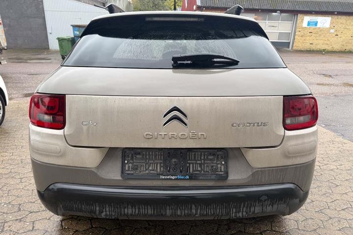 Beige Citroën C4 Cactus fra 2014