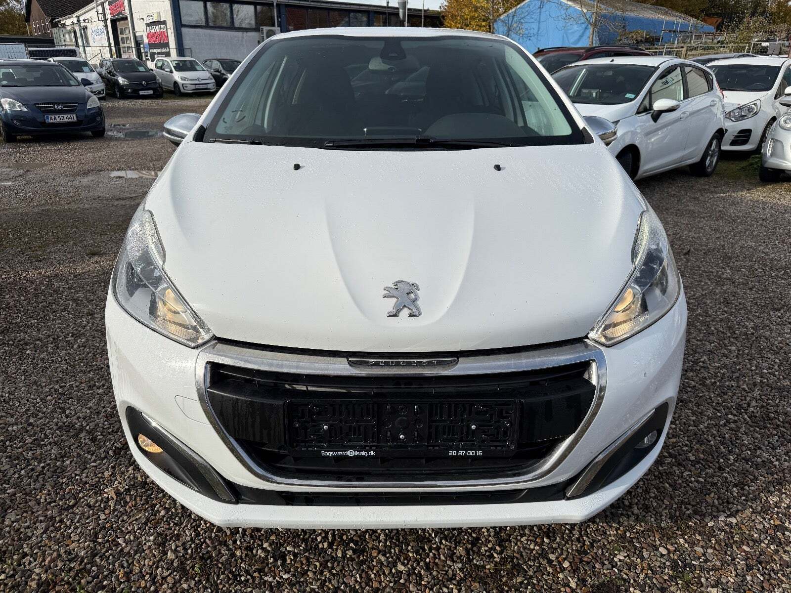 Hvid Peugeot 208 fra 2016