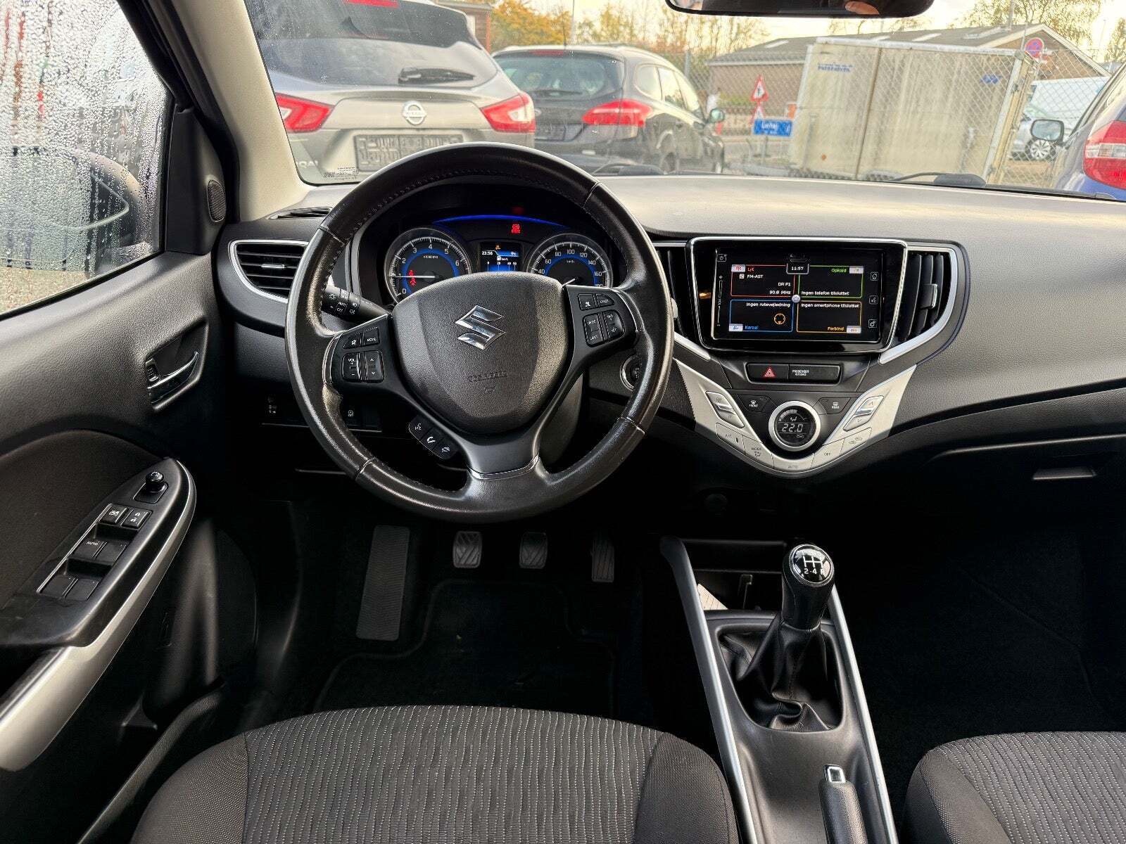 Sort Suzuki Baleno fra 2016