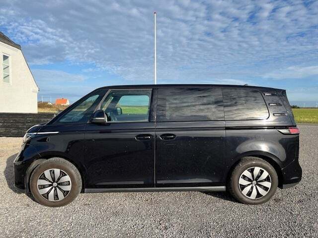 VW ID.Buzz 77 Pro SWB
