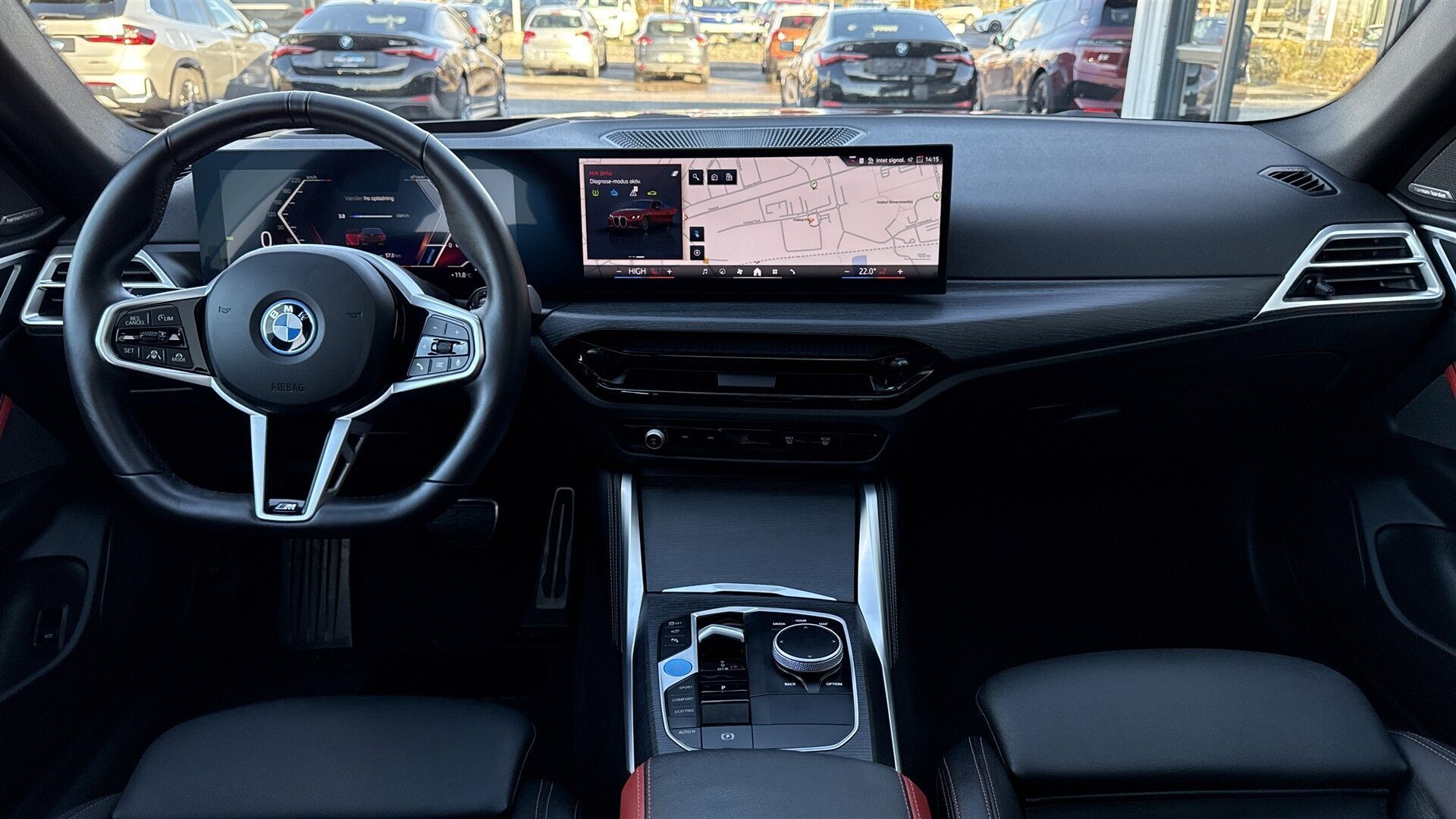 Rød BMW i4 fra 2024