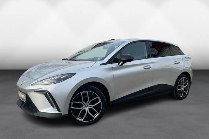 Sølv MG MG4 Electric fra 2023 set udefra