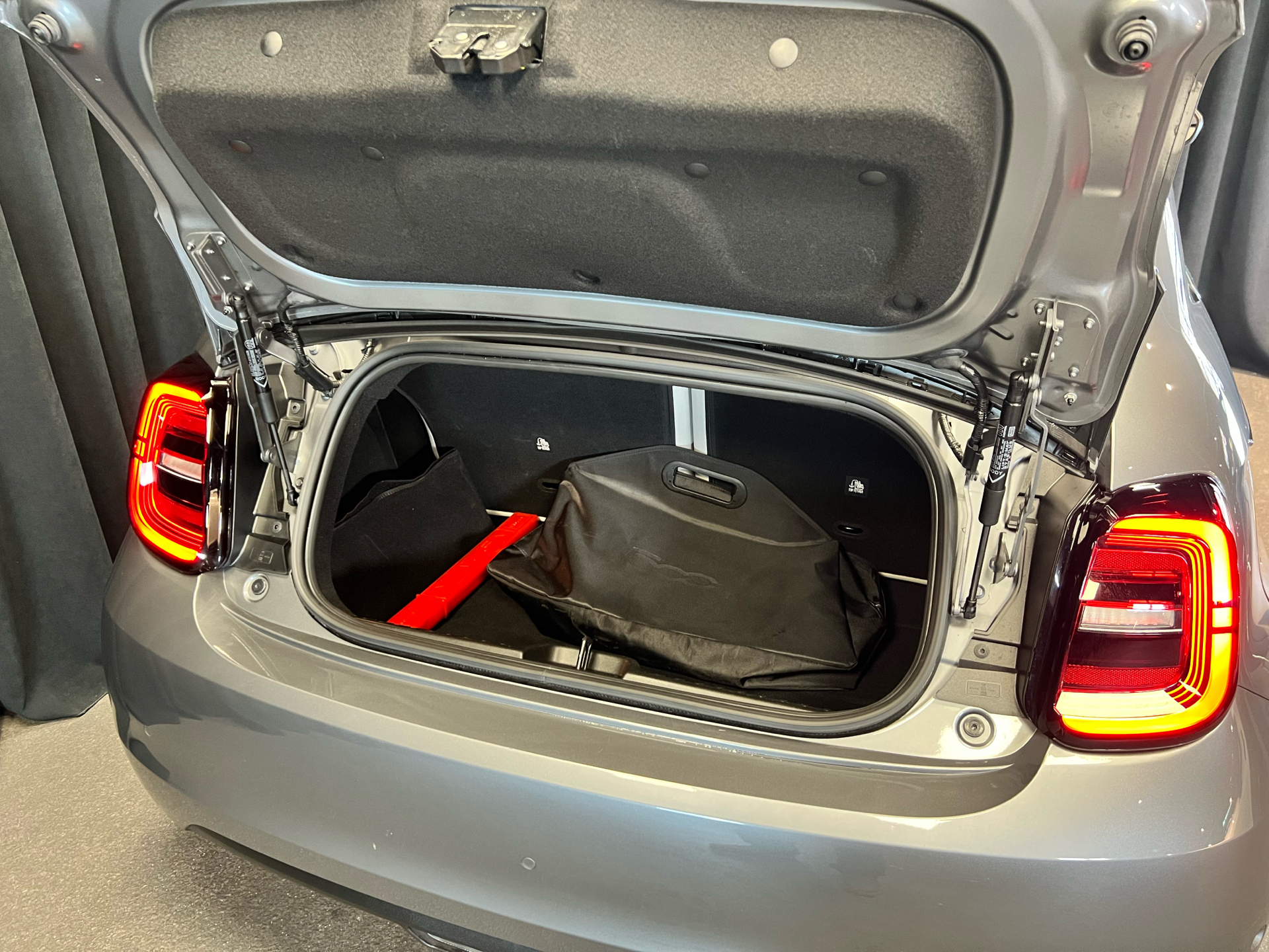 Fiat 500e EL La Prima By Bocelli 118HK Cabr. Aut.