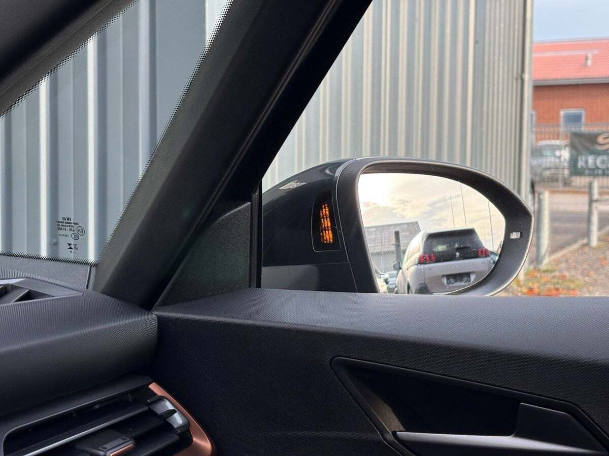 Grå Cupra Born fra 2023