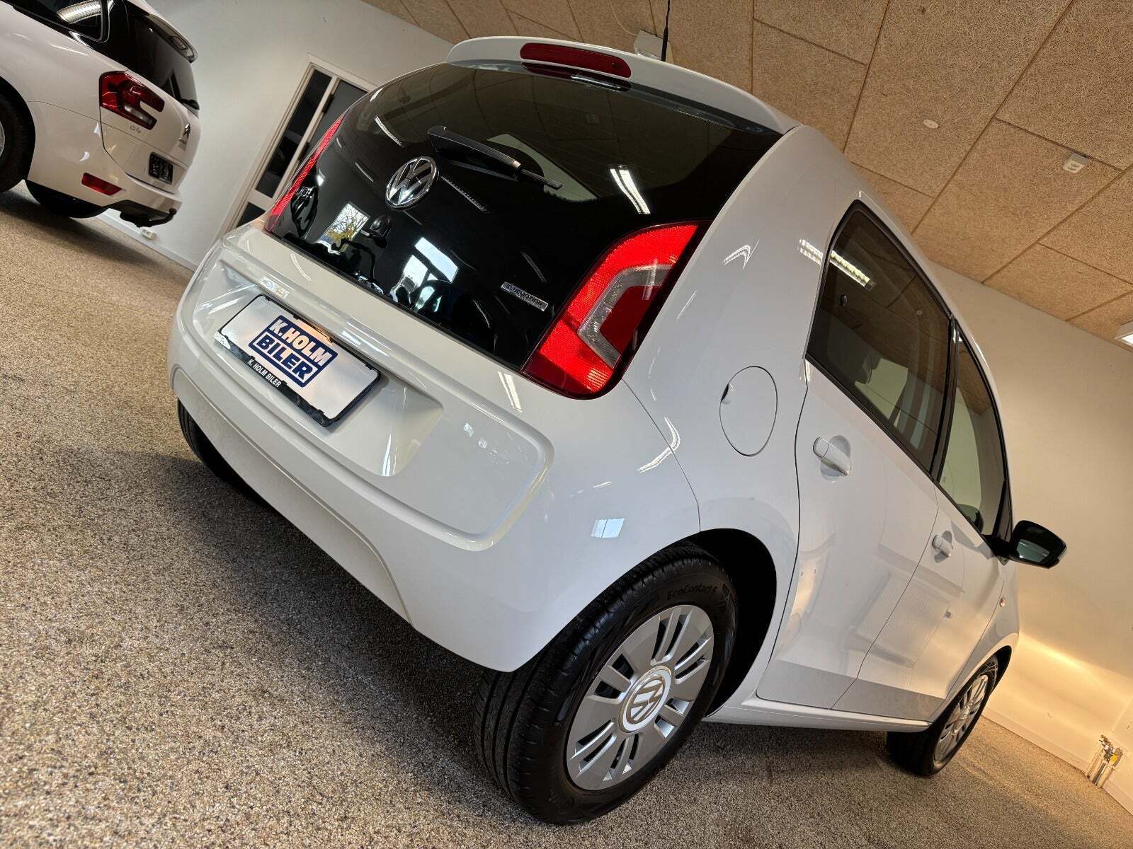 Hvid VW UP! fra 2013