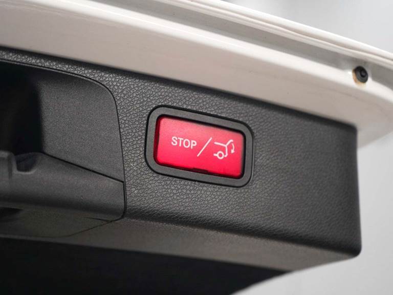 Mercedes E300 e 2,0 Avantgarde stc. aut.