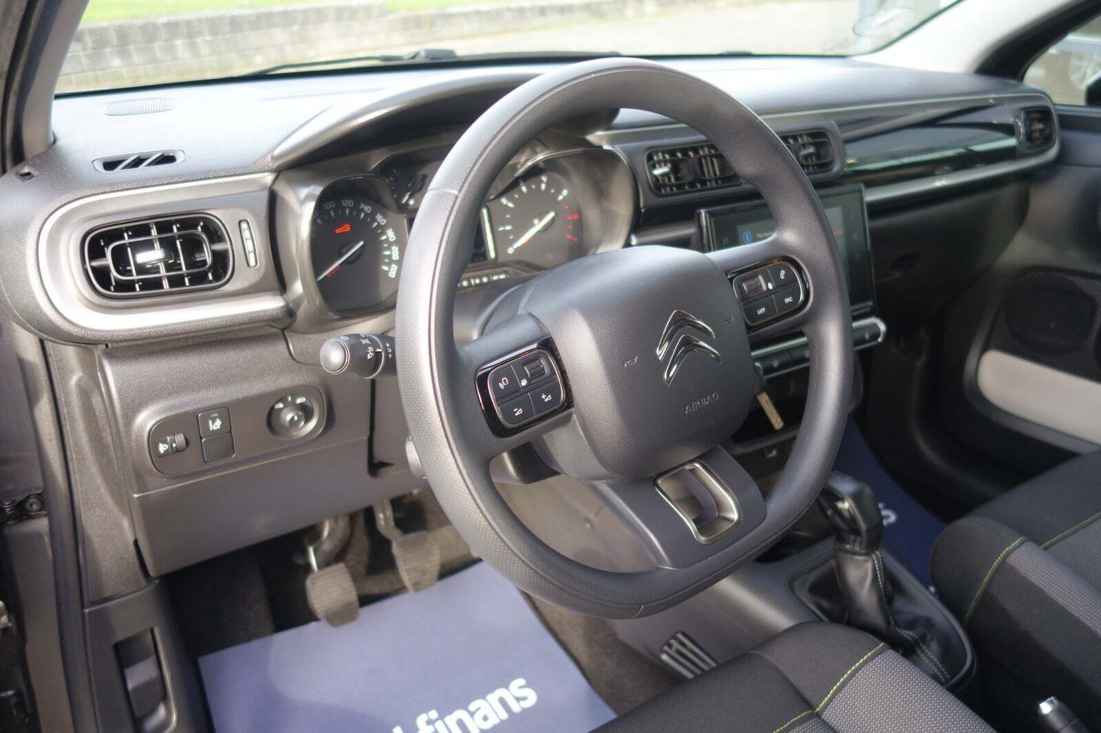 Grå Citroën C3 fra 2019
