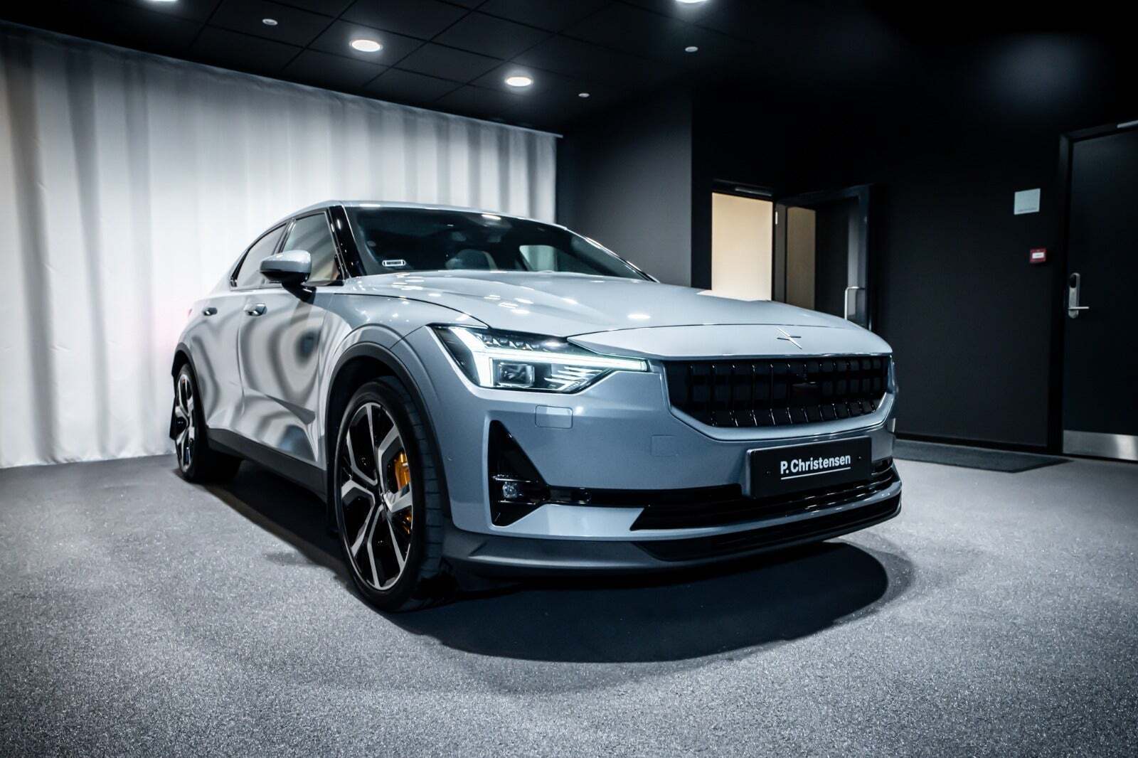 Grå Polestar 2 fra 2021