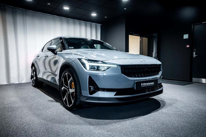 Grå Polestar 2 fra 2021