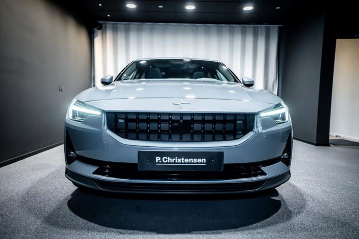 Grå Polestar 2 fra 2021