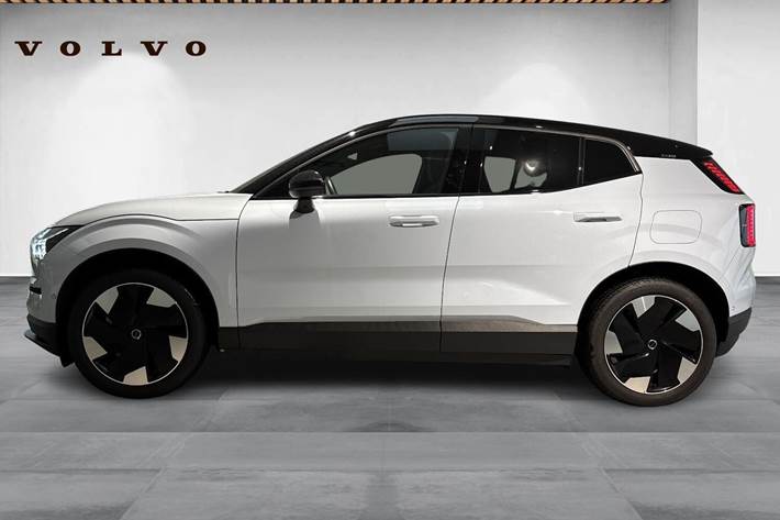 Blå Volvo EX30 fra 2024