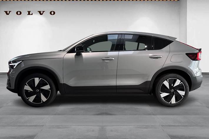 Grå Volvo EC40 fra 2024 set udefra