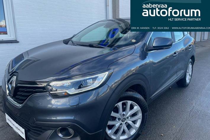 Blå Renault Kadjar fra 2019 set udefra