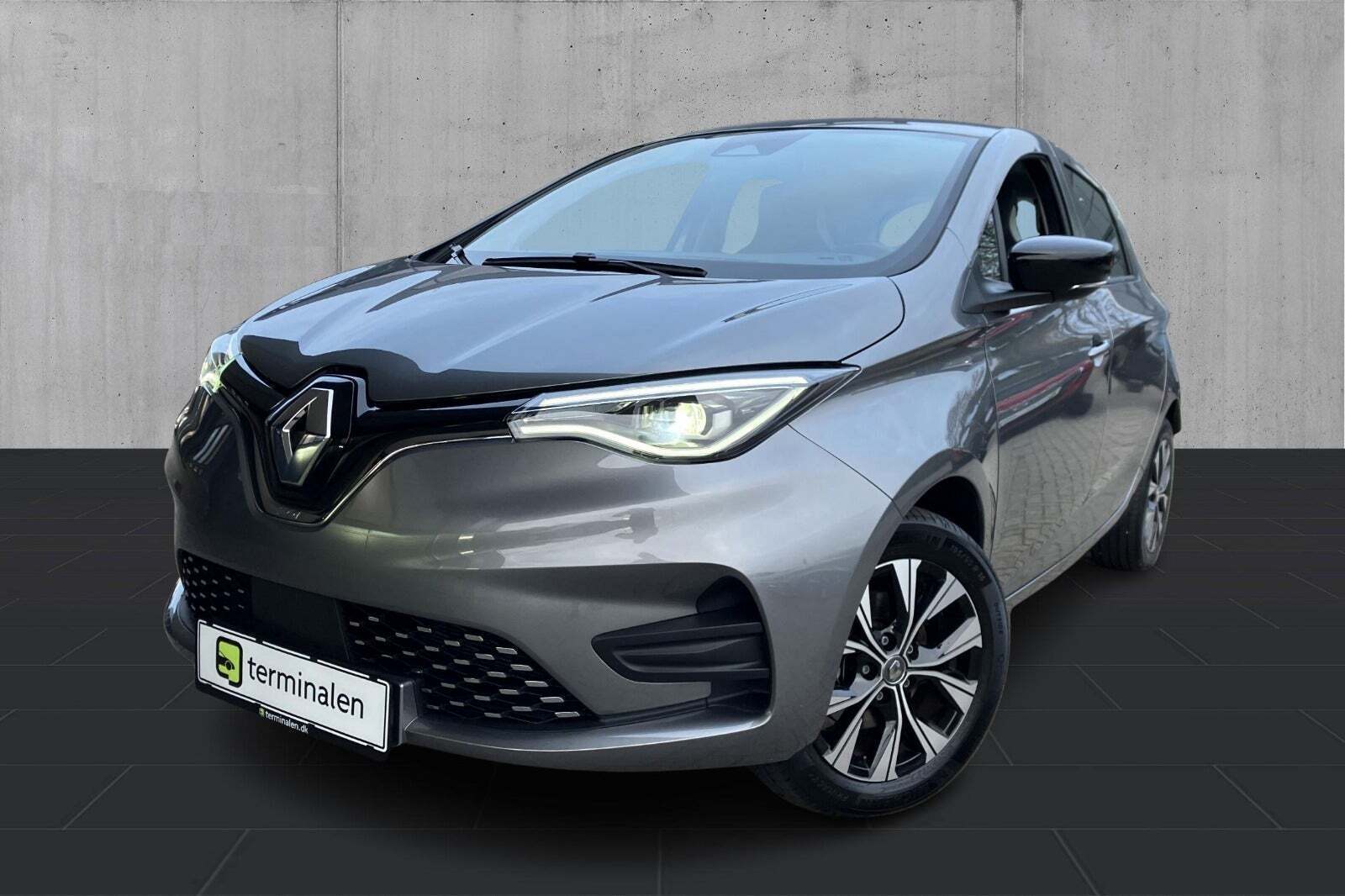 Grå Renault Zoe fra 2023 set udefra