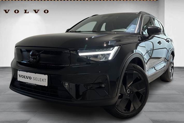 Sort Volvo EX40 fra 2025 set udefra