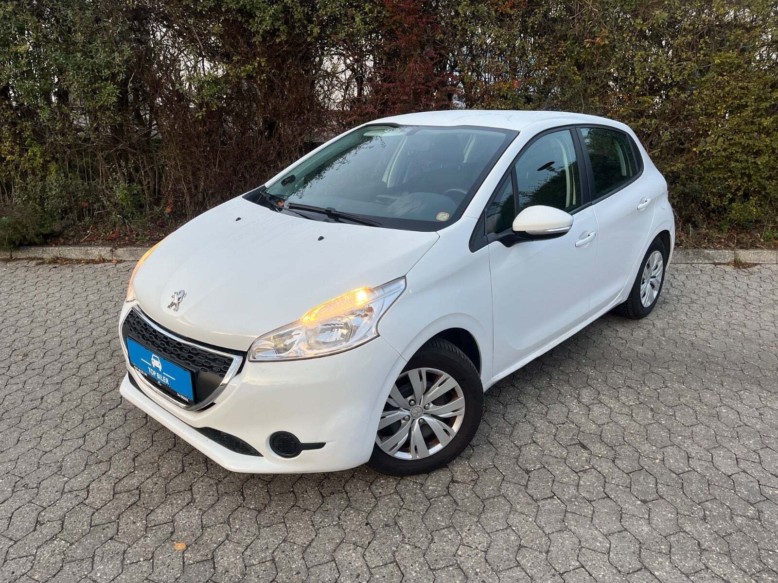 Peugeot 208 1,2 VTi Allure