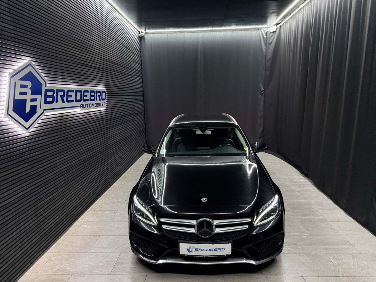 Mercedes C220 d 2,2 AMG Line stc. aut.