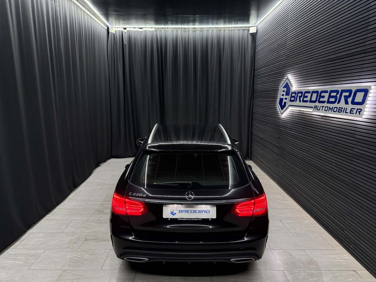 Mercedes C220 d 2,2 AMG Line stc. aut.