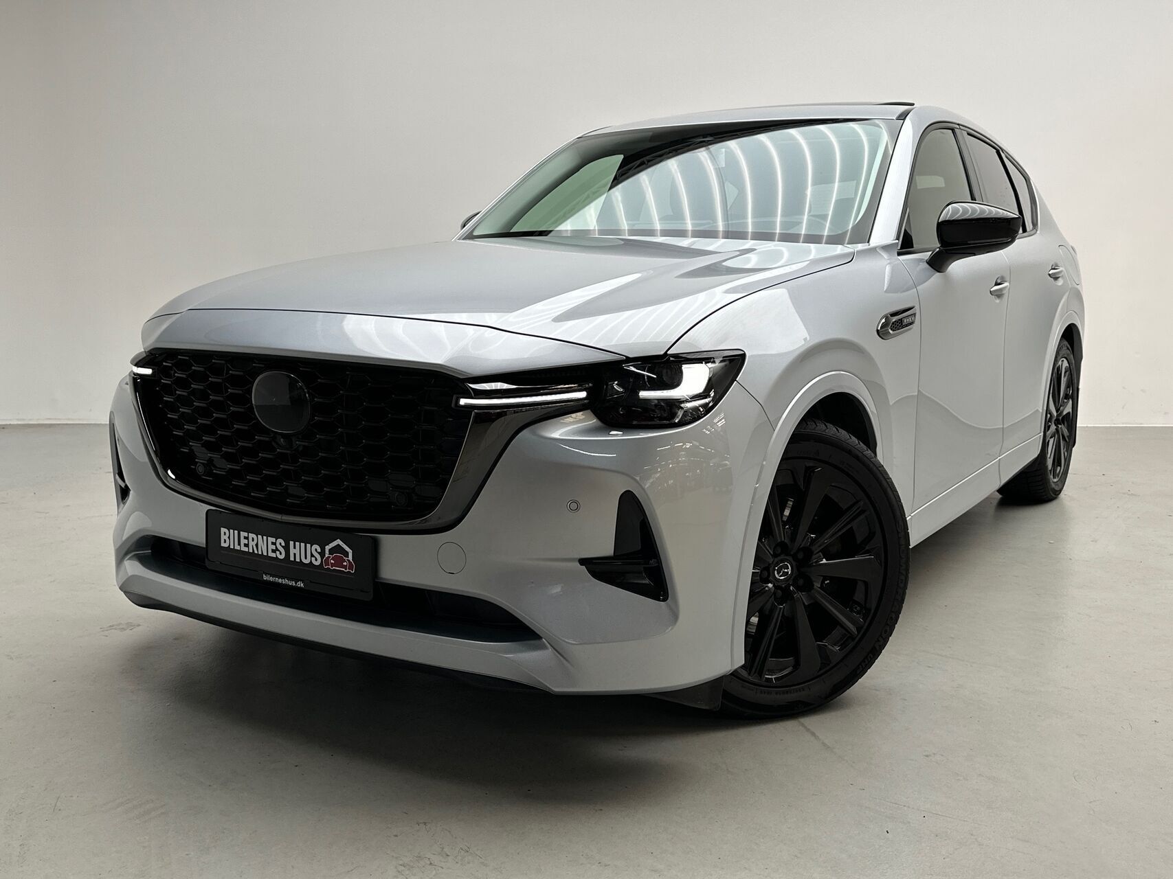 Sølv Mazda CX-60 fra 2022