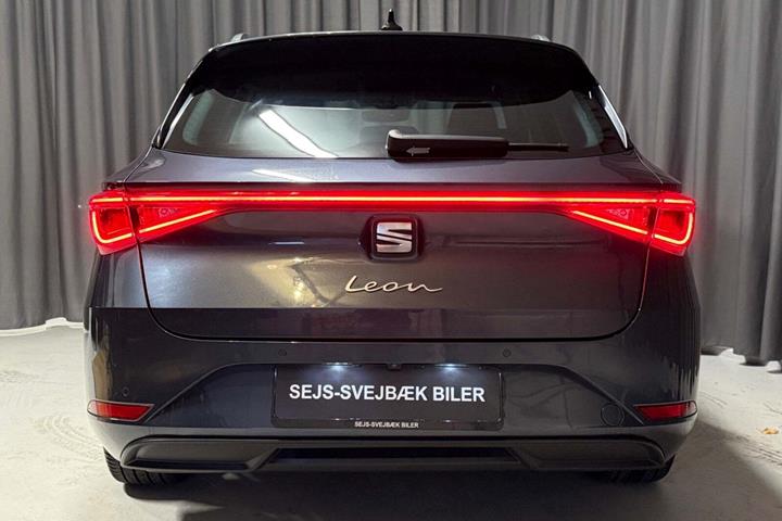 Grå Seat Leon fra 2021
