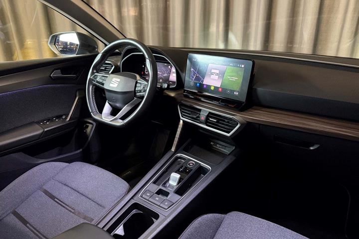 Grå Seat Leon fra 2021
