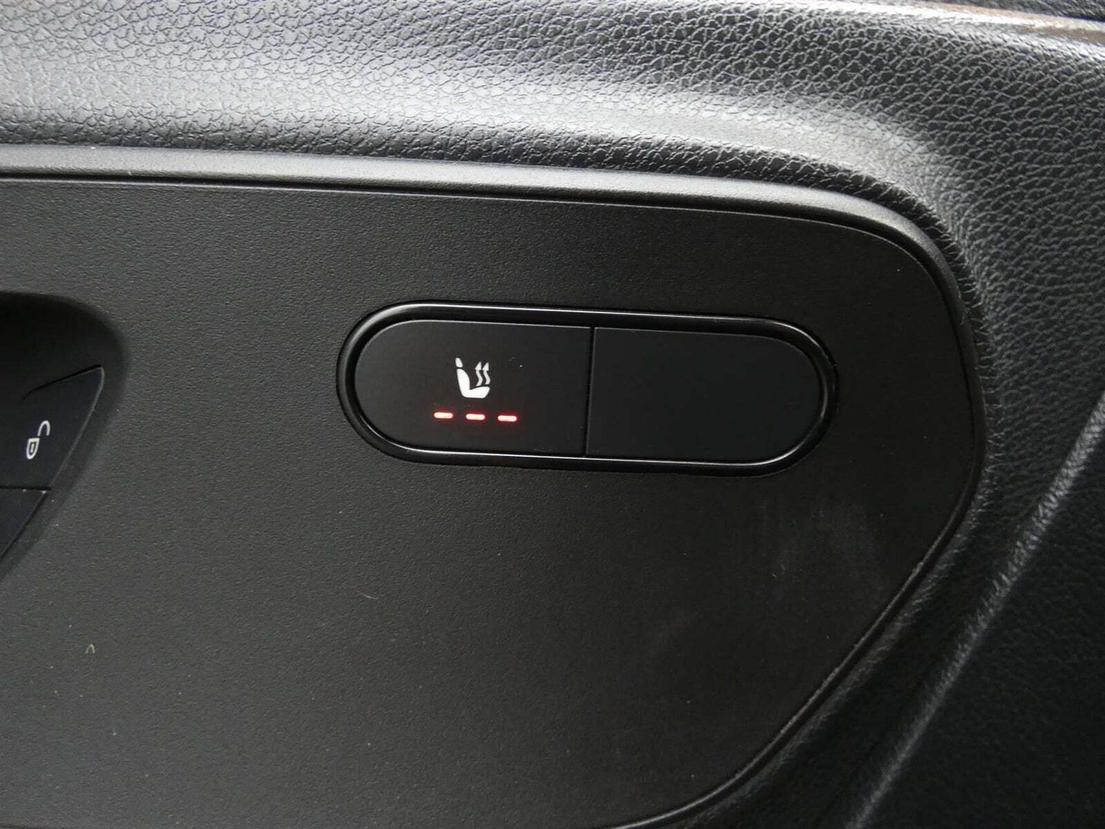 Gul Mercedes Sprinter 316 fra 2018