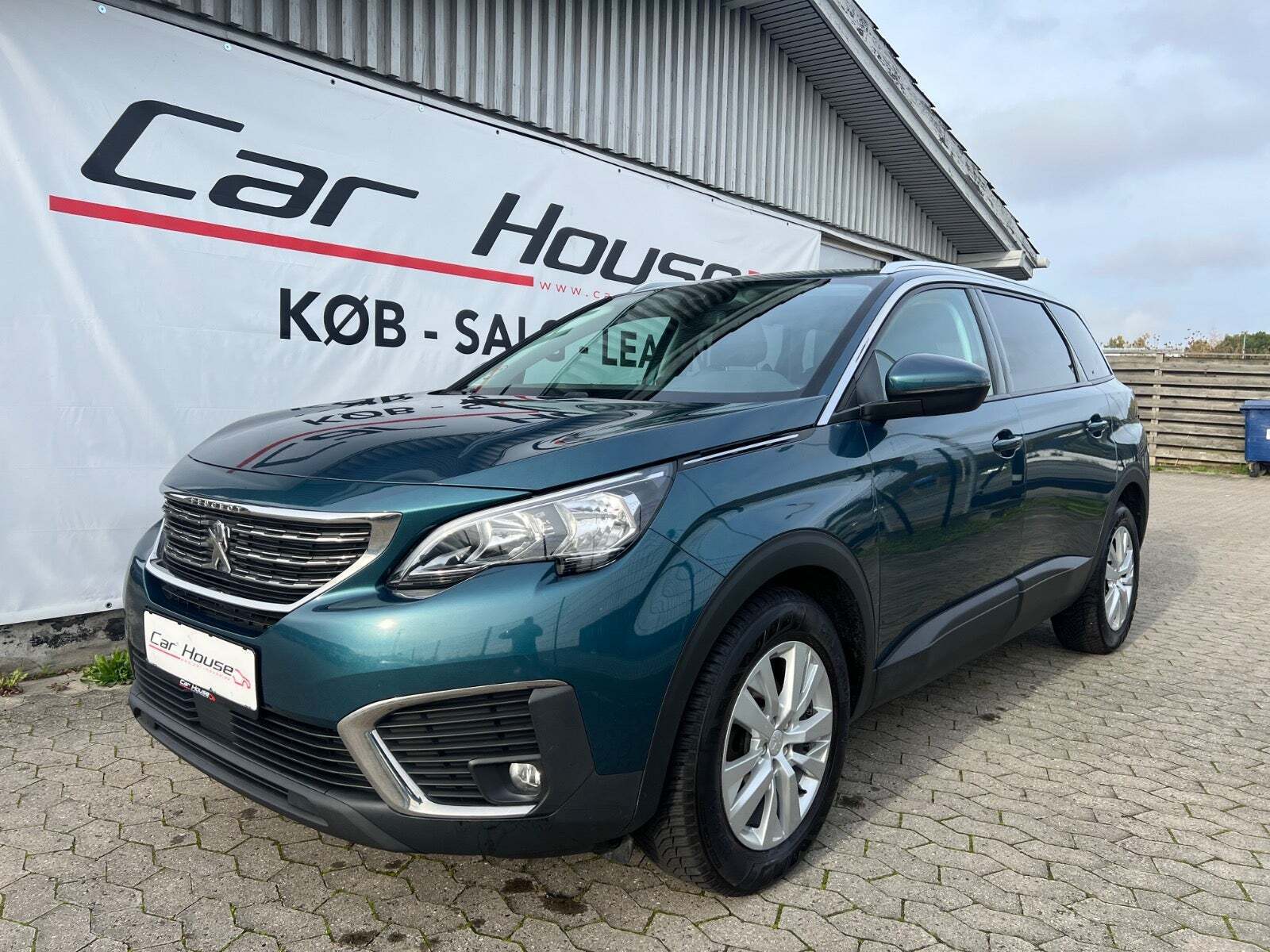 Peugeot 5008 1,2 PureTech 130 Allure 7prs