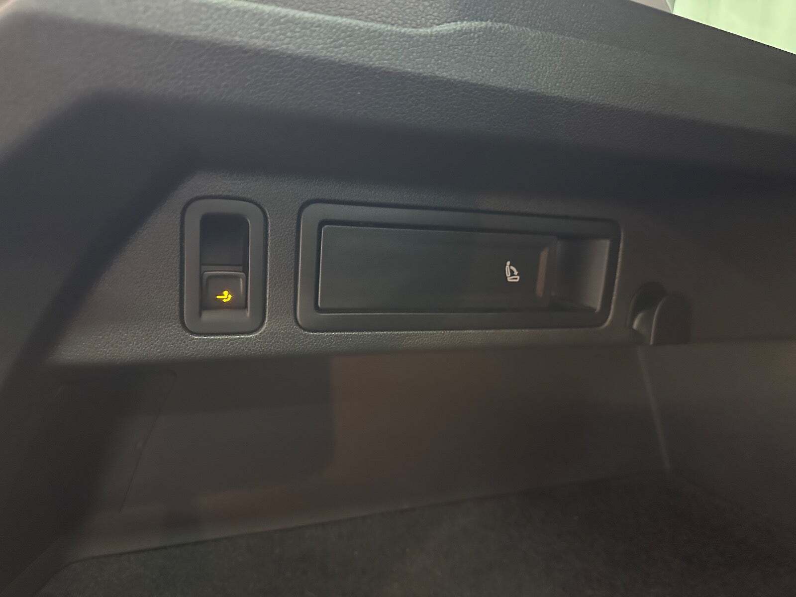 Sølv VW Tiguan fra 2018