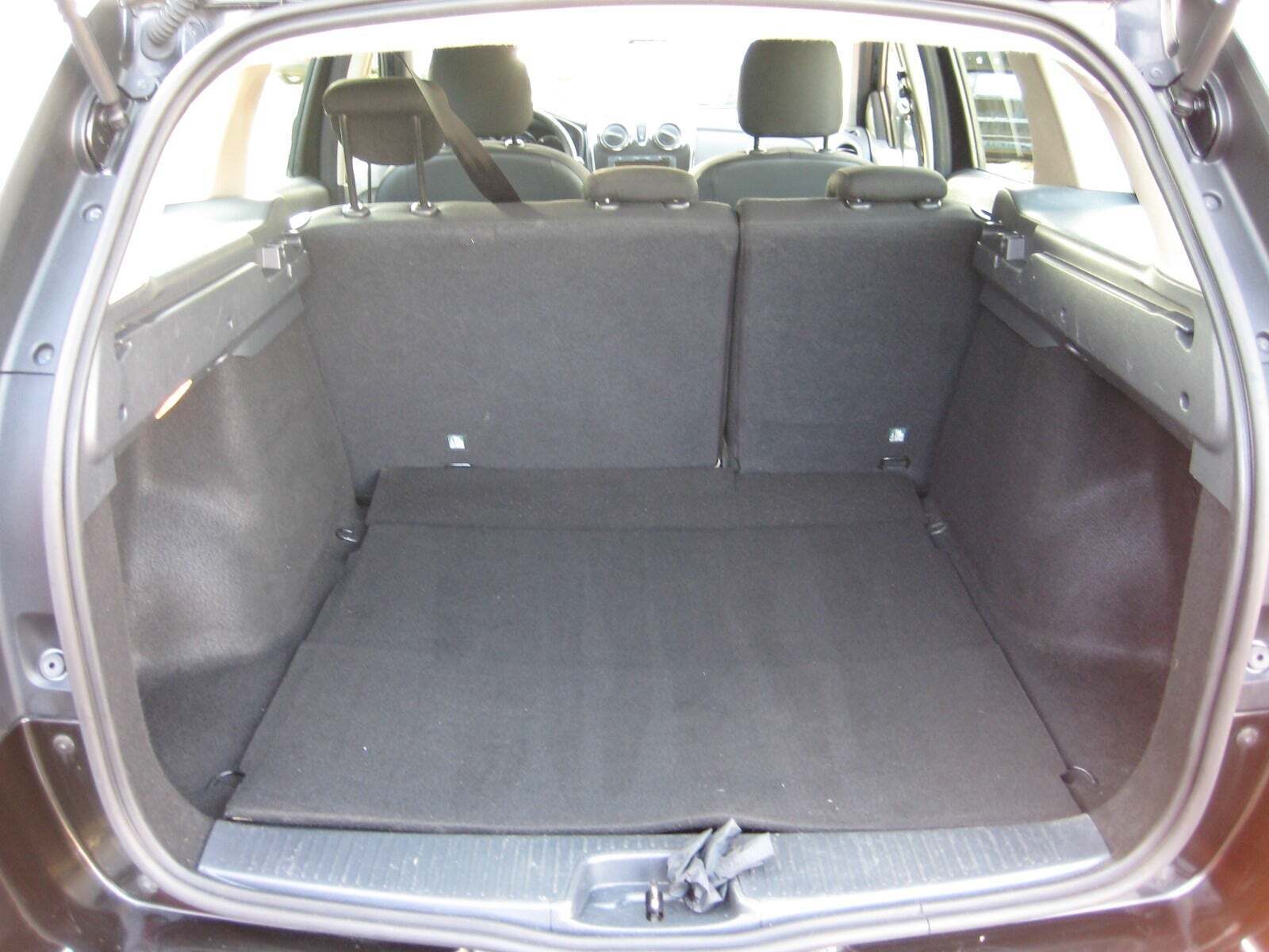 Sort Dacia Logan fra 2020