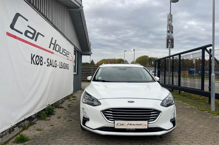 Hvid Ford Focus fra 2020