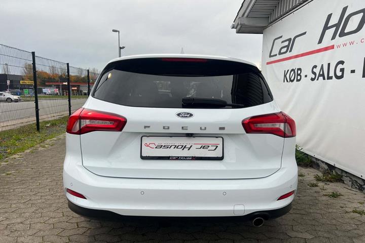 Hvid Ford Focus fra 2020