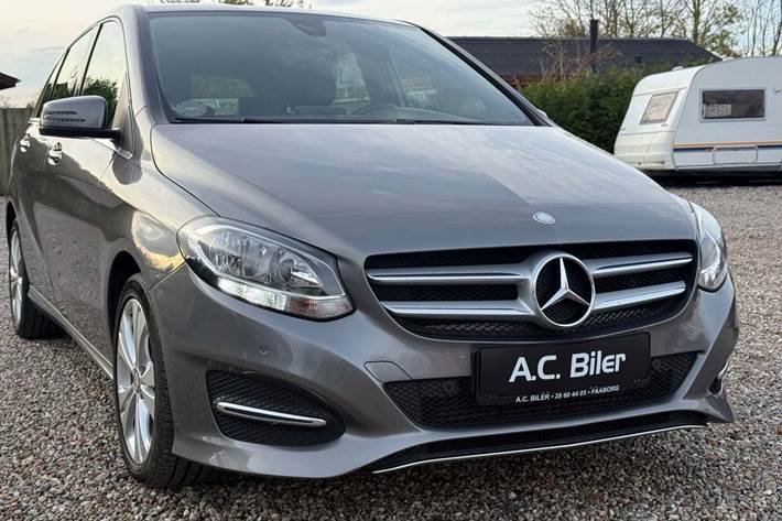 undefined Mercedes B180 d fra 2016 set udefra