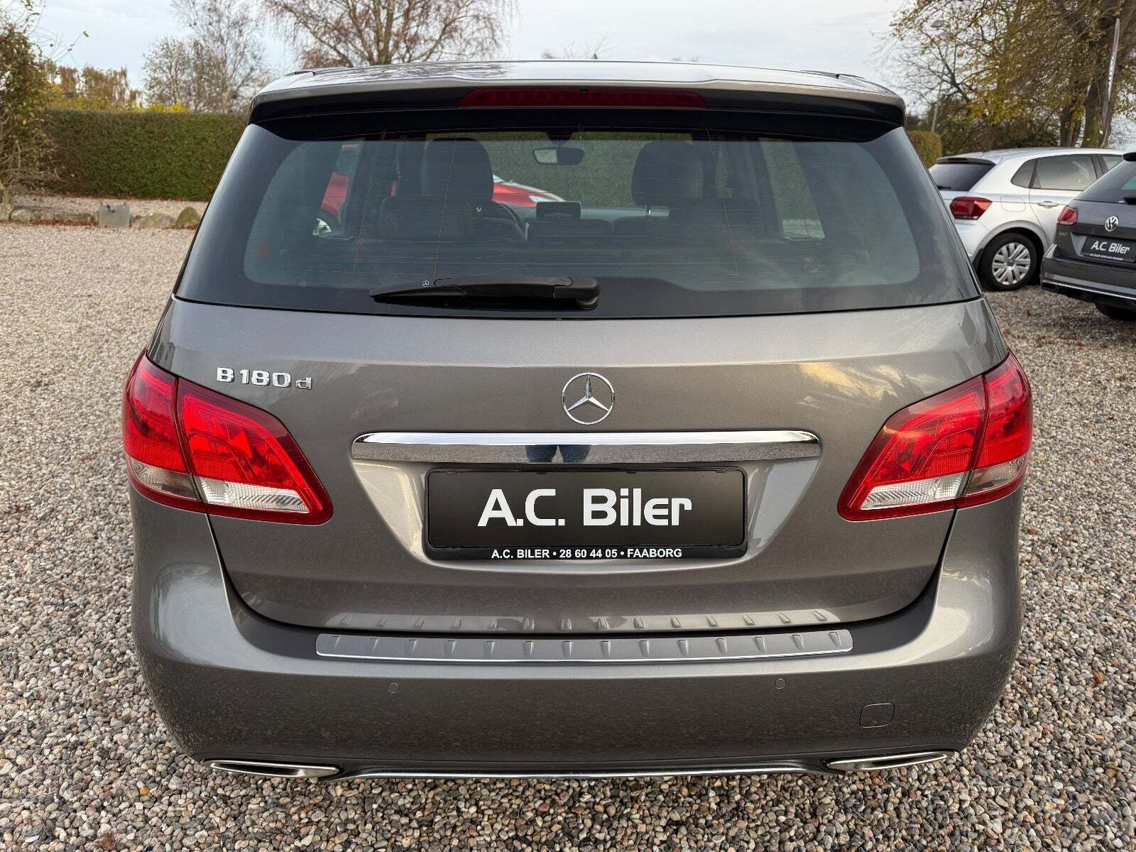 undefined Mercedes B180 d fra 2016