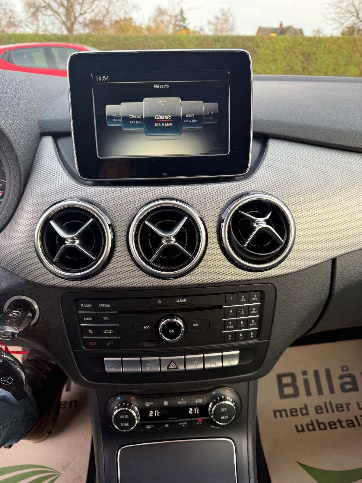 undefined Mercedes B180 d fra 2016